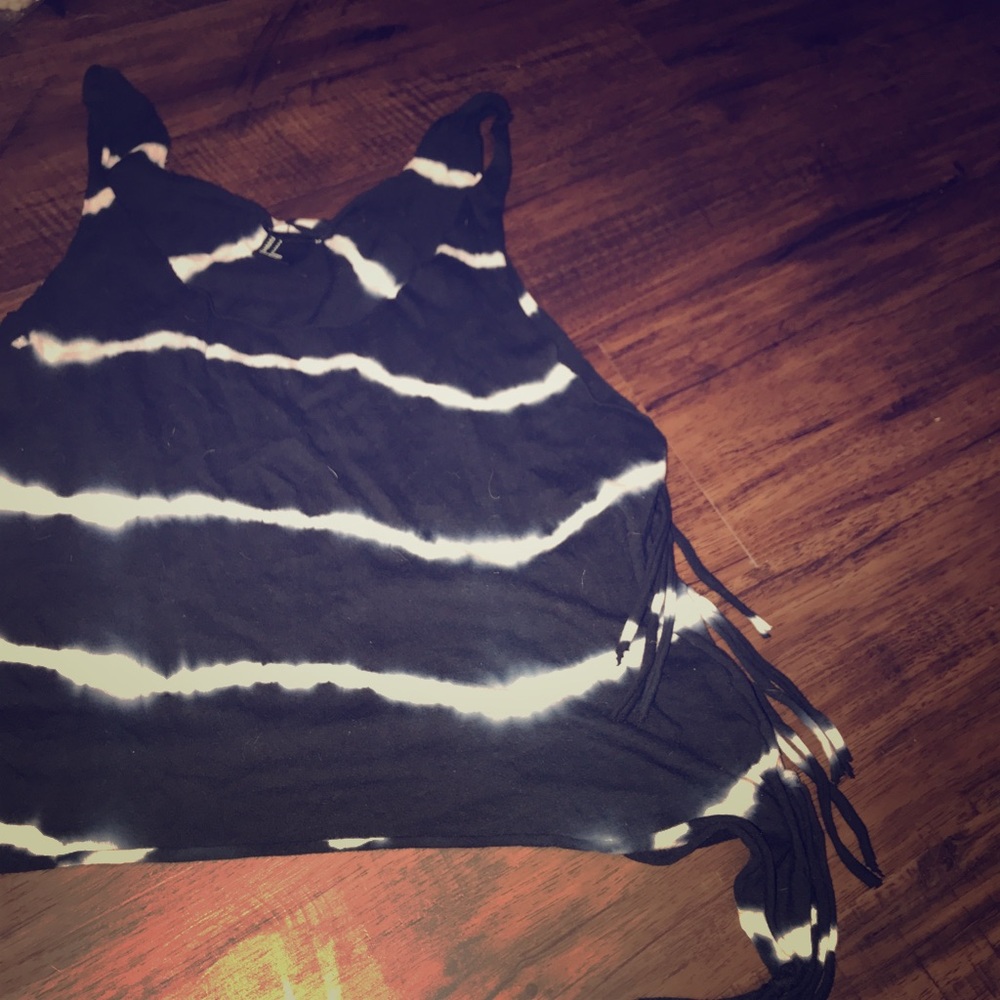 Forever 21 tank 😍